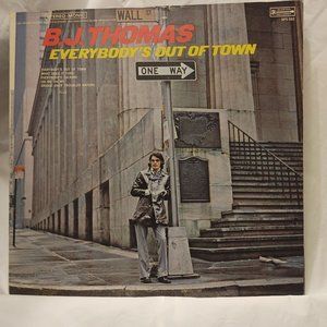 Vintage 1970s LP Vinyl Record B.J Thomas - Everybody's Out Of Town [SPS 582]